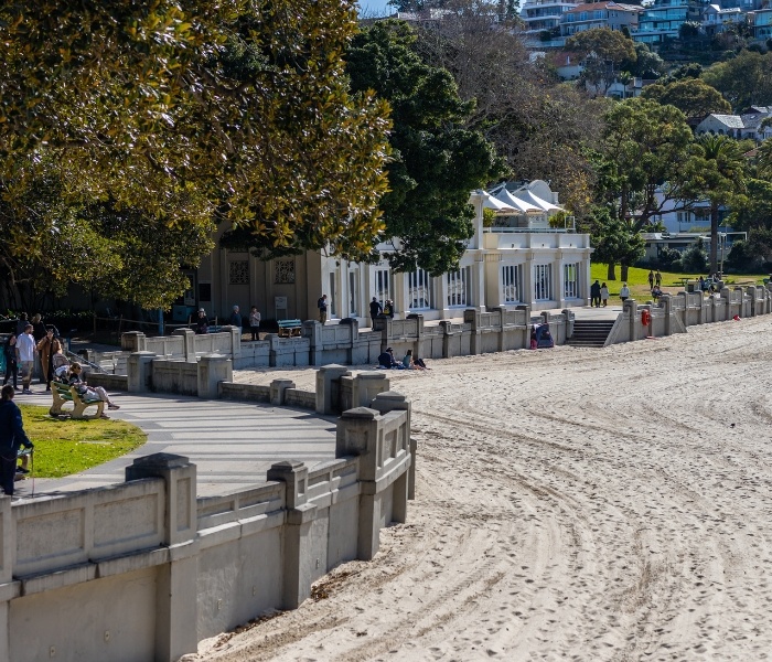 Balmoral Beach Esplanade